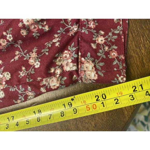 Vintage Red Floral Sleeveless Button-Front Jumpsuit with Pockets - Picture 9 of 11